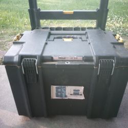 DeWalt Tough System 2.0 Tool Box 