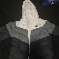 kids nike puff jacket