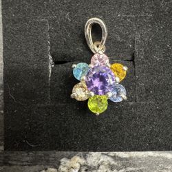 Cz Flower Pendant 