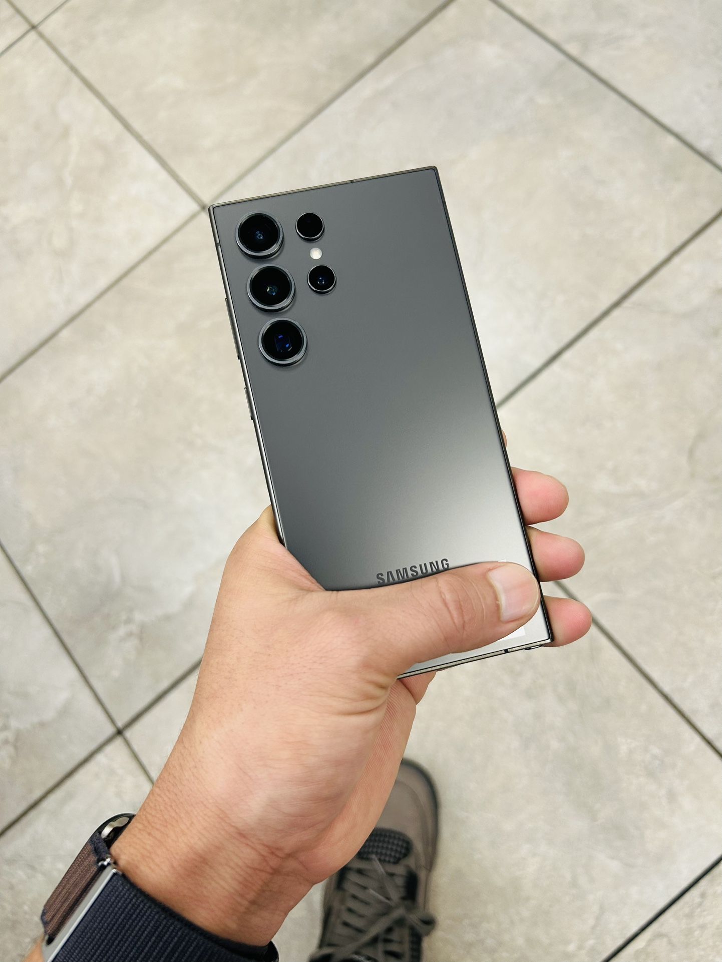 Samsung Galaxy S24 Ultra 256GB Unlocked