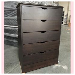 5 drawers dresser / Five drawers dresser