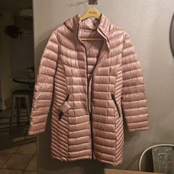 Women's Calvin Klein Packable Premium down Jacket (L)