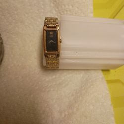 Seiko 2e20 7029 Gold Tones Women's Vintage Watch