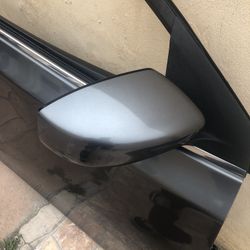 2016 Sentra Door Parts NOT THE DOOR 