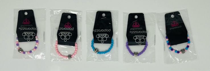 Children’s beaded bracelets with animals