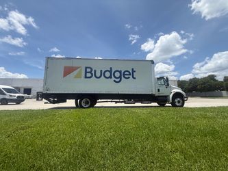 Box truck w/ liftgate