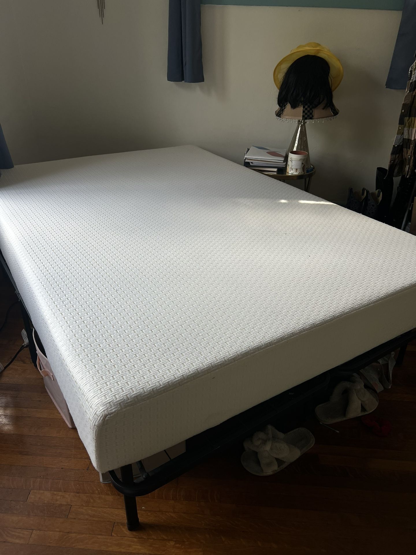 Full-size Mattress & Frame