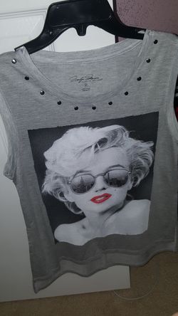 Marilyn Monroe shirt