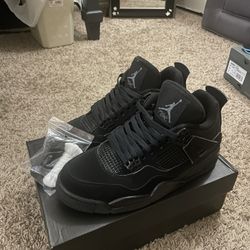 Jordan 4 Black Cats Size 10