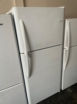Frigidaire Top Freezer Fridge – White, clean and ready