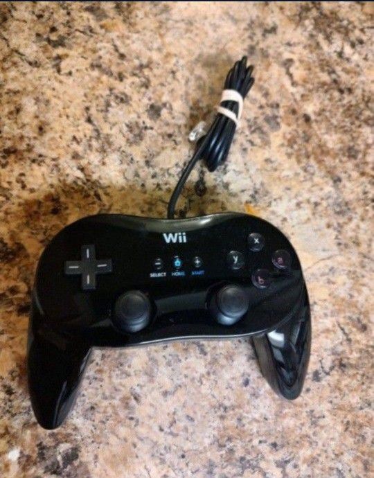 Nintendo Wii Pro Controller Classic Black
Compatible With Wii U & Nintendo Wii 

Cash Firm NOT LESS 
32st & Greenway