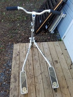 Chrome TRIKKE 8 3-Wheel Sport Scooter Carving Adult Folding Bike Adjustable for Fun or Fitness