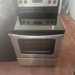 Whirlpool Electric stove Glass Top Used 