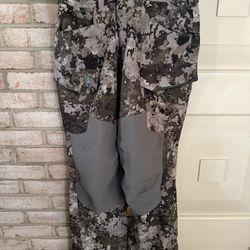 Cabela’s Instinct Hunting Pants
