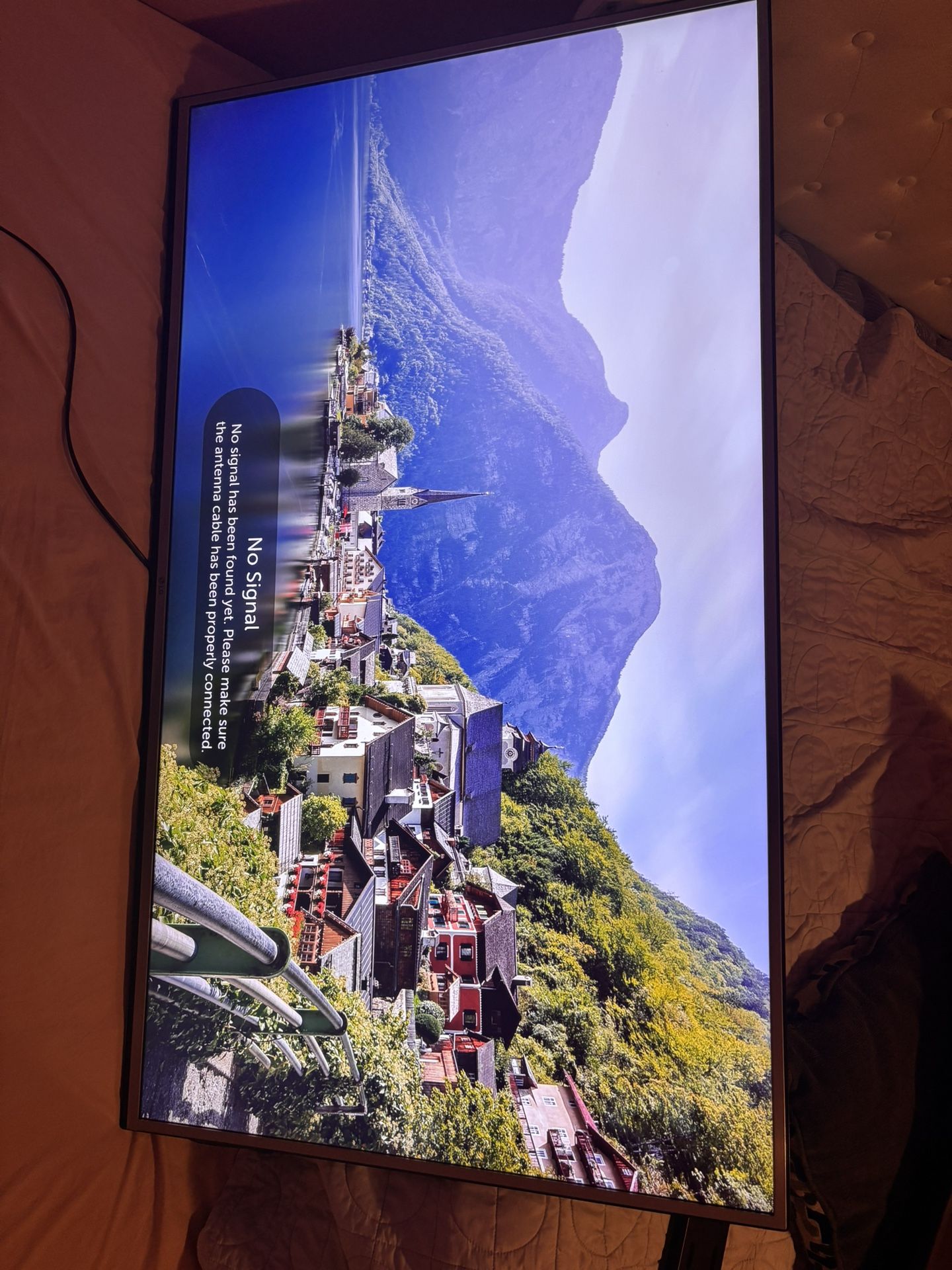 65in Tv And 40in Tv