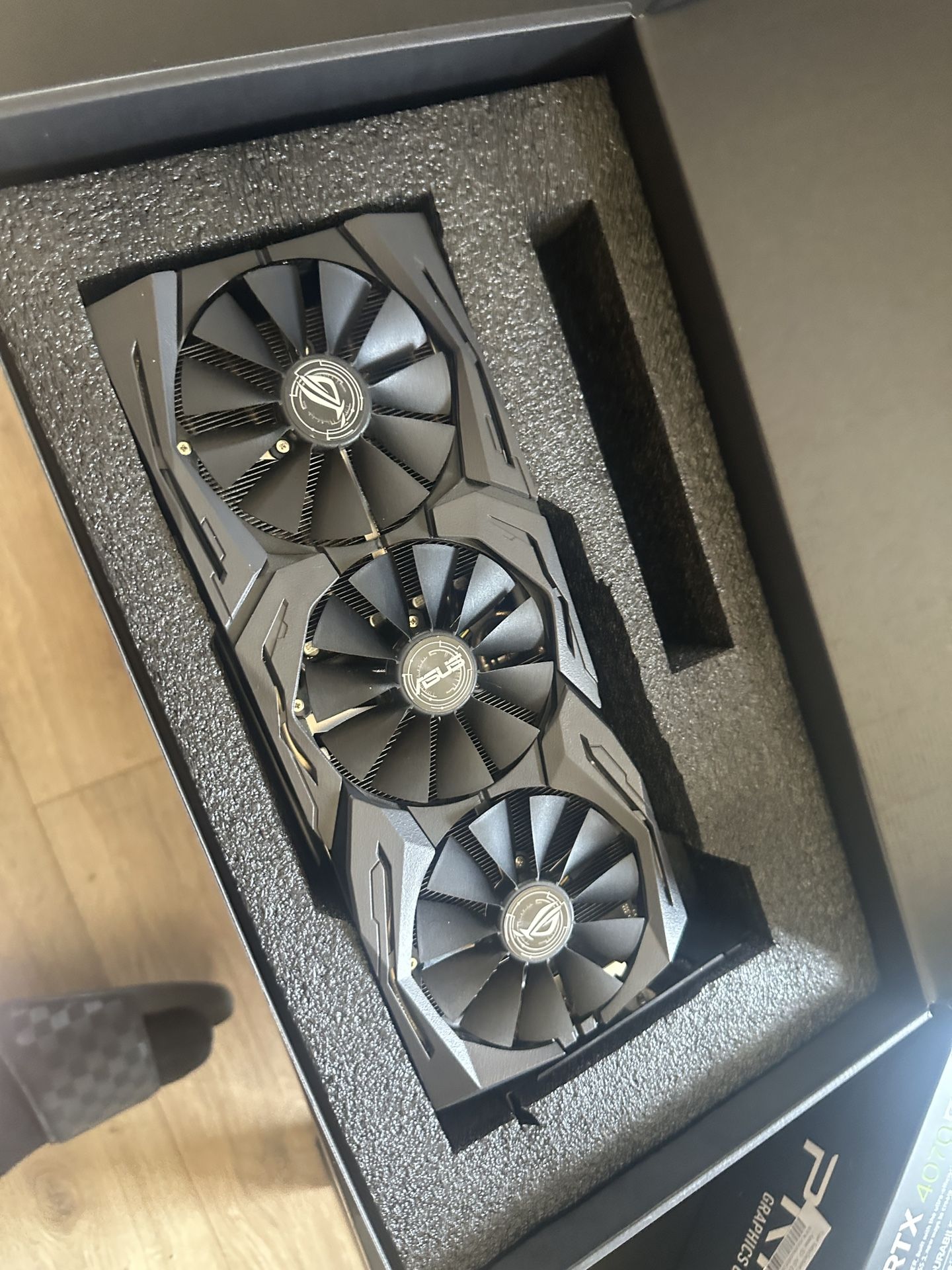 ASUS ROG STRIX RTX 2060