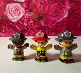 Fisher-Price Little People 3 firefighters