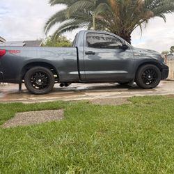 2008 Toyota Tundra Regular Cab Short Bed 5.7v8