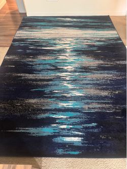 7’ x 10’ Rug