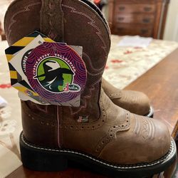 Beautiful JUSTIN  GIRLS BOOTS!!