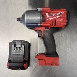 Milwaukee M18 FUEL 1/2 in. Cordless Brushless Impact Wrench Tool Only