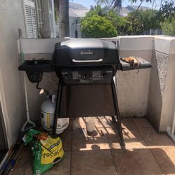 Charbroil gas Grill