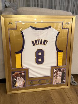 New Kobe bryant Framed Jersey