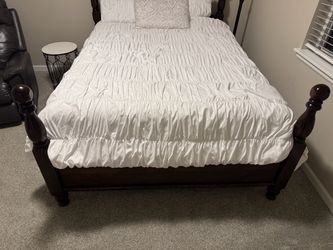 Queen size frame (spring and mattress included)