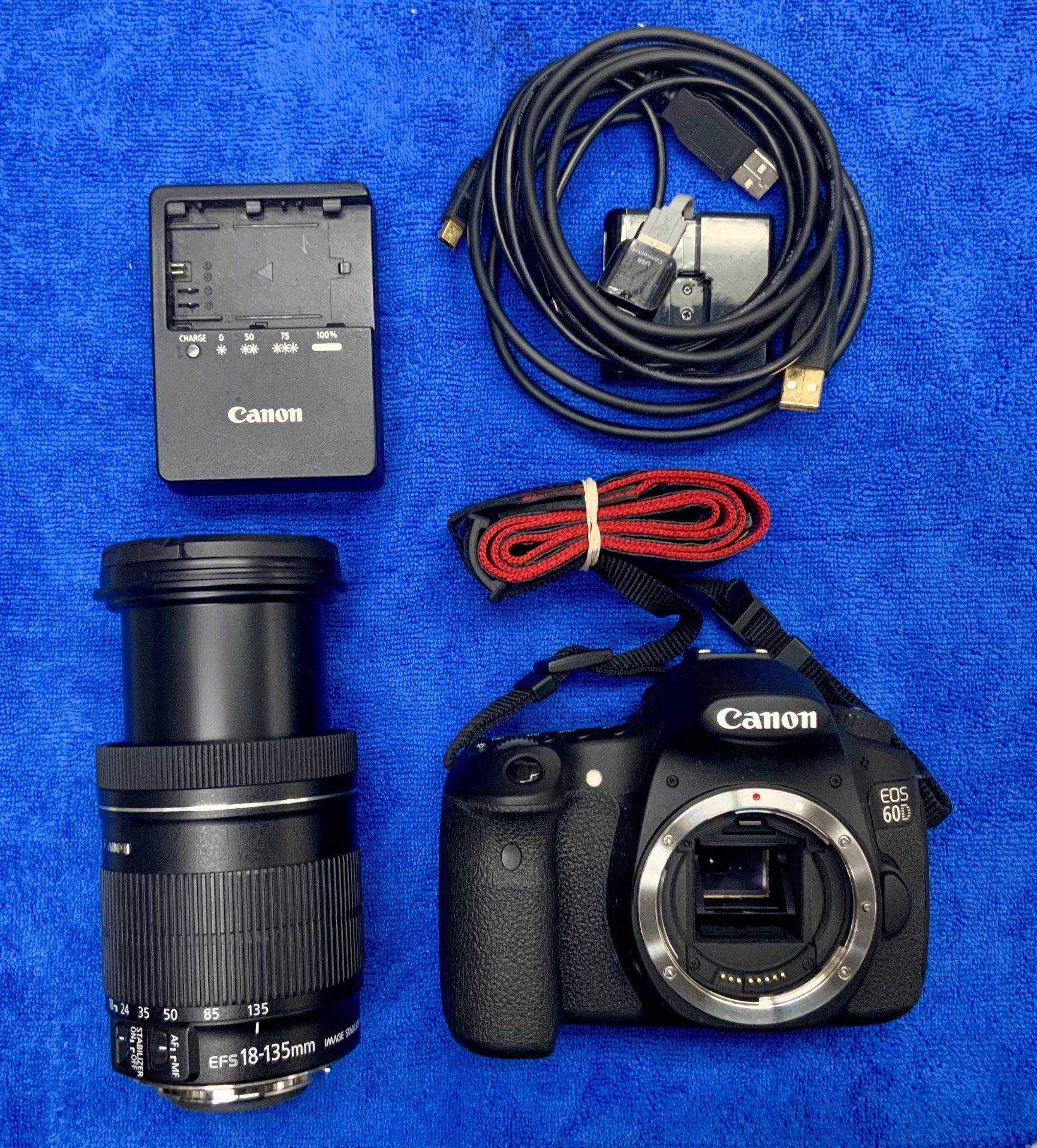 Canon EOS 60D Camera Cam EFS 18-135mm Lens Macro 0.45/1.5ft 18.0 Megapixel DSLR Photo Photography Video Record Outdoors Hobby Zoom Portable