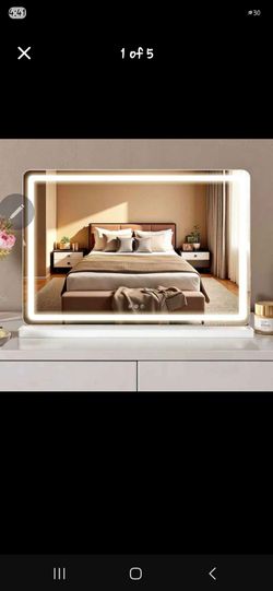 19" x 22" LED make up Vanity mirror