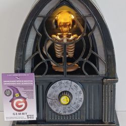 Gemmy Halloween Light Up Grand Radio Dj Skeleton animated w/ music Tabletop,Chandler 