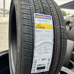 235/40/19.  GOODYEAR. TOURING.  