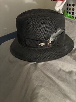 Black brim hat