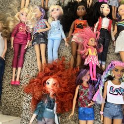 DOLLS !!!!