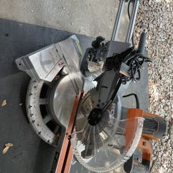 Ridgid 4221 Dual Bevel Slide Miter Saw