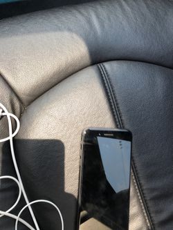 iPhone 8+ Needs to be Unlock