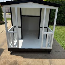 Fully Insulated Large  Dog House 