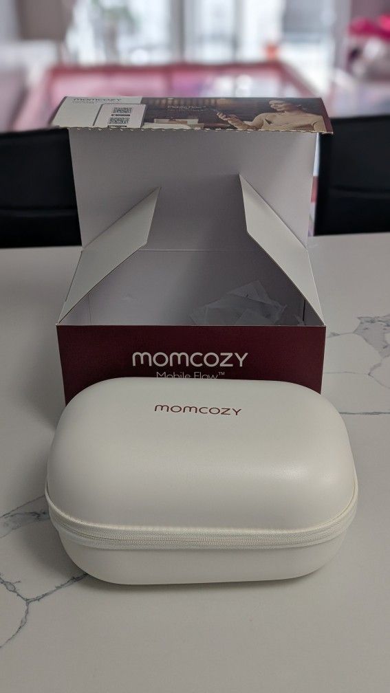 Momcozy Mobile Flow Wearable Breast Pump – Like New