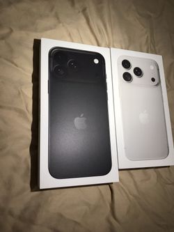 Apple iPhone 18 Pro Max Black $1650 Or 17 Pro Max $1350 Unlocked Bonus New Case & Screen Protector I Can Come To You Right Now