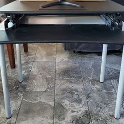 Linnmon Ikea Table and Flexispot 