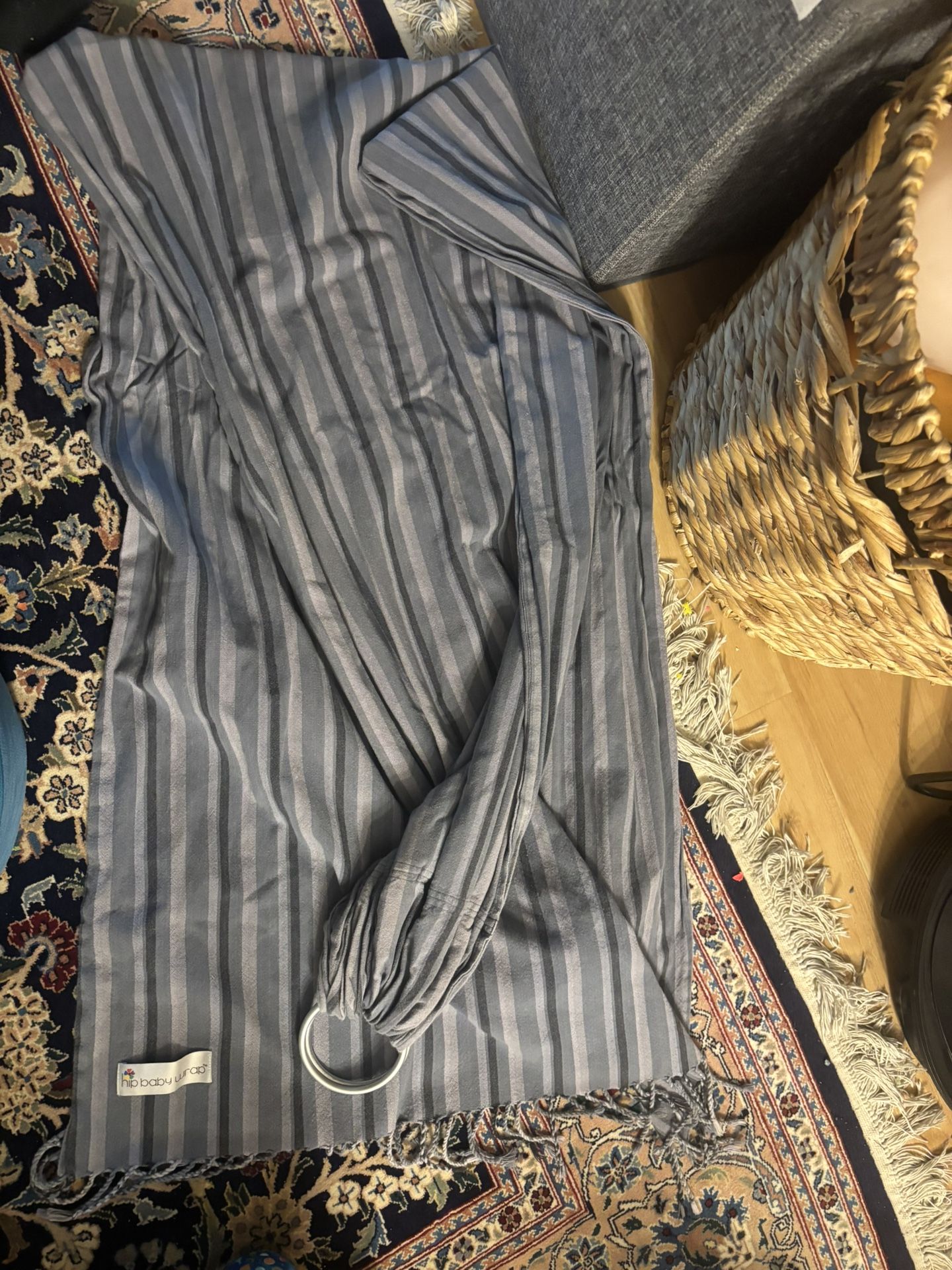 Wring Sling Baby Carrier 