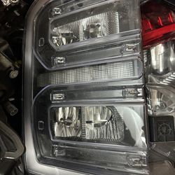 2025 ford f250 led headlight right side