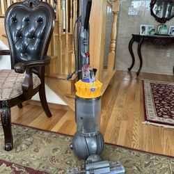 Dyson Ball Multi floor Upright Vacuum