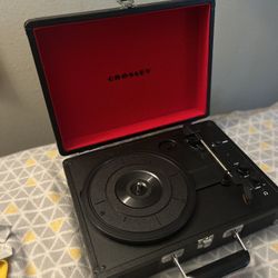 Crosley Cruiser Premier Vinyl Record Player with Speakers with Wireless Bluetooth