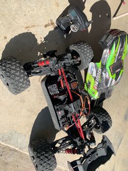 ARRMA Kraton 8S RC Monster Truck with Remote