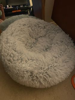 Fluffy pet bed