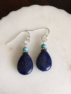 Beautiful blue lápiz lázuli handmade earrings!