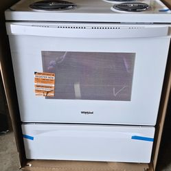 New Whirlpool
30 in. 4.8 cu. ft. 4 Burner Element Electric Range with Keep Warm Setting in White with Storage Drawer