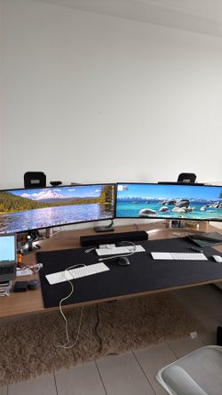 🖥️ LG 49” UltraWide Curved Monitor (Dual QHD 5120x1440)