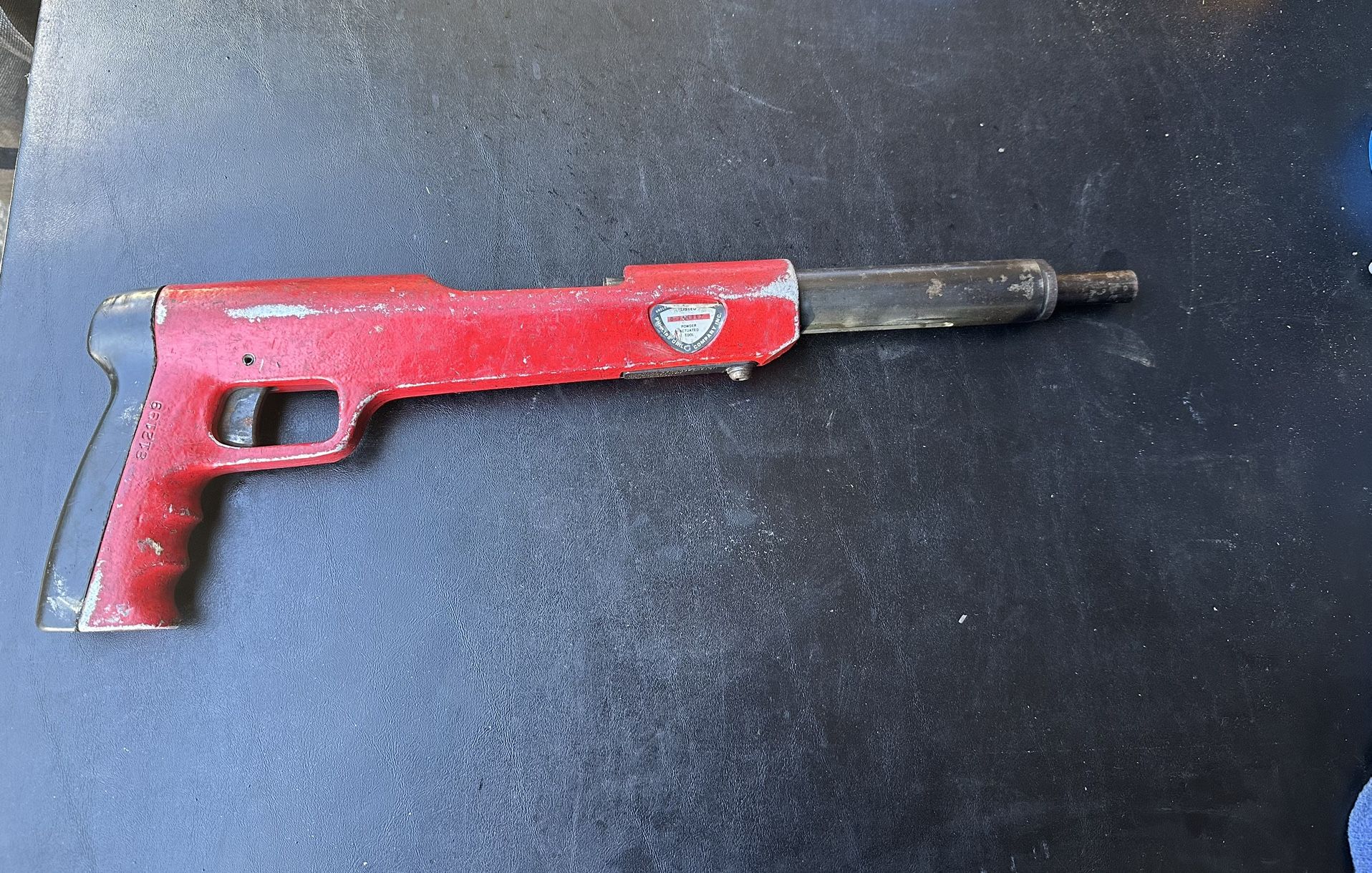Concrete Nail Gun Red Head 727 
